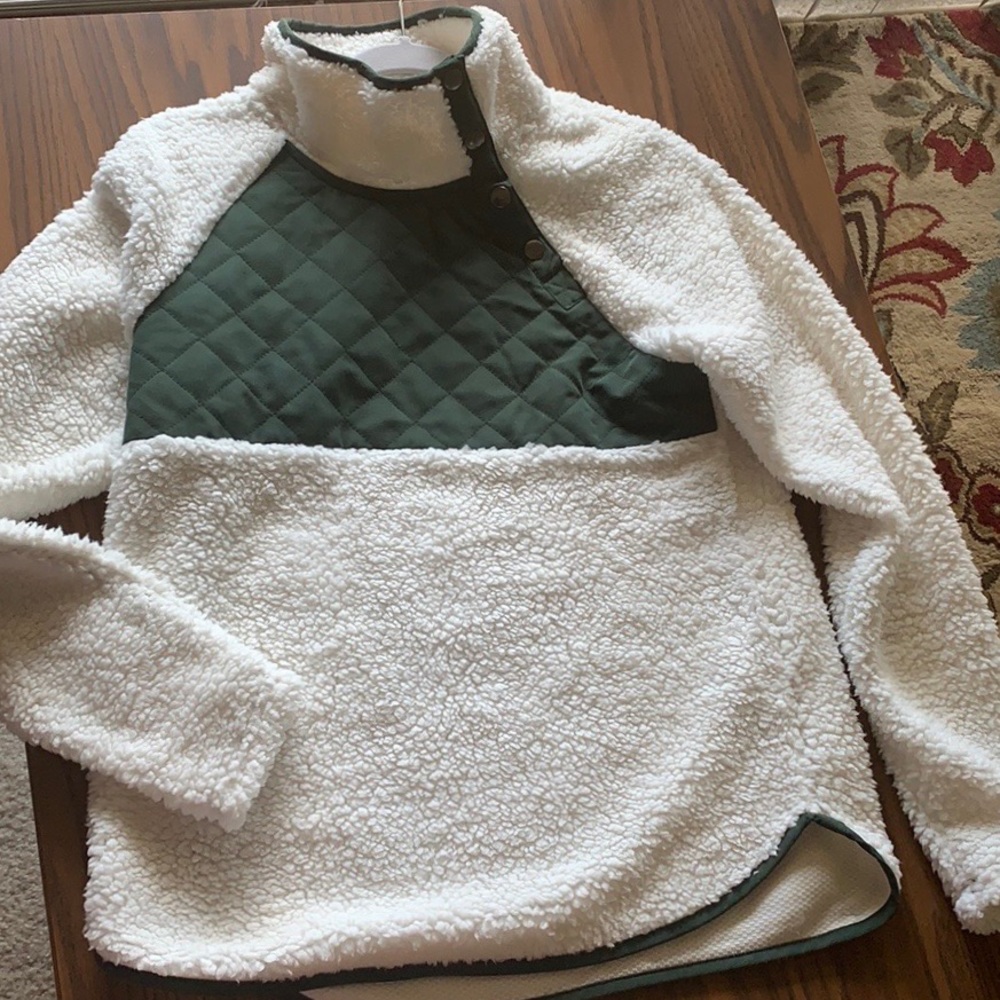 Asymmetrical snap-up fleece